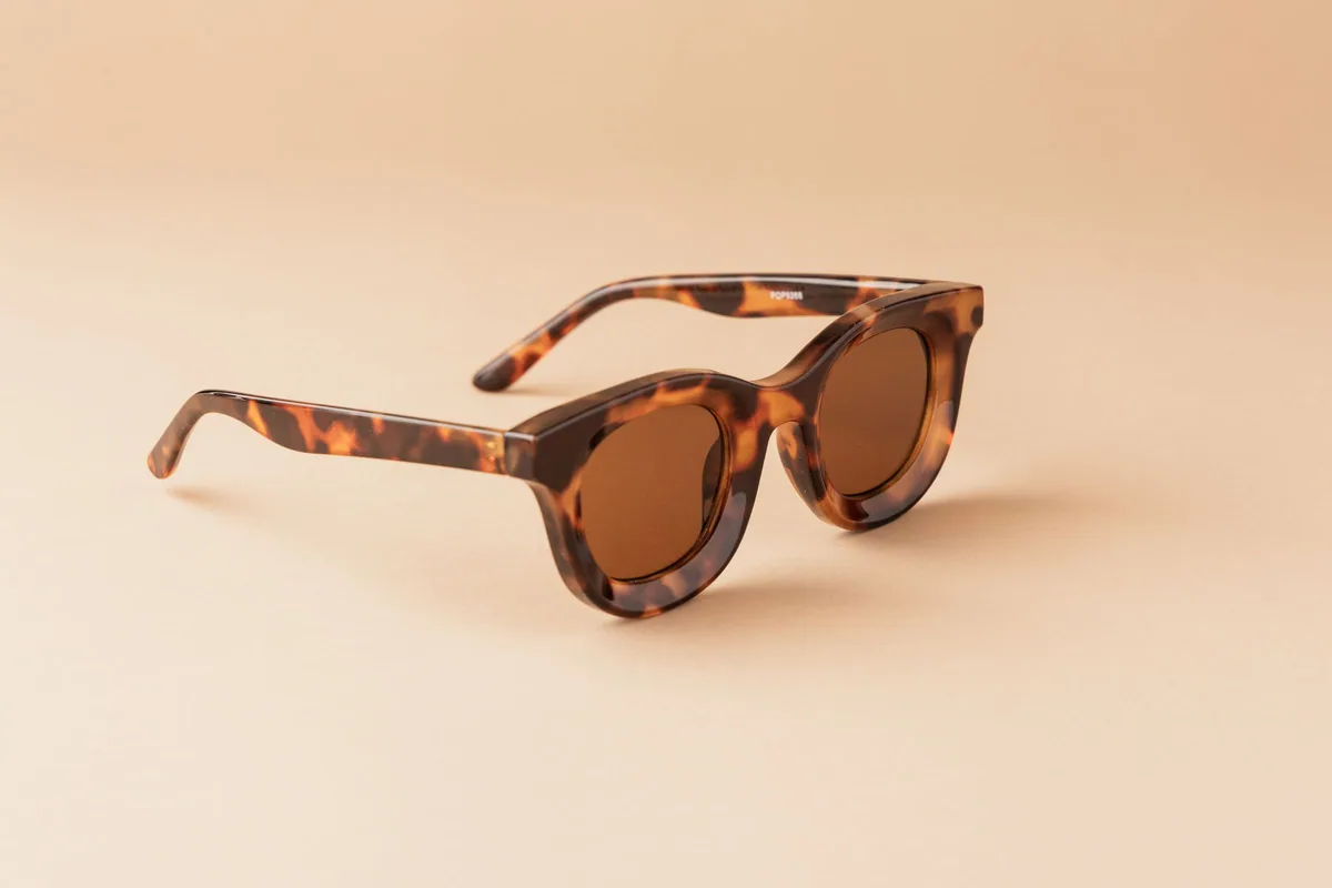 Tortoiseshell Sunglasses, picture 2