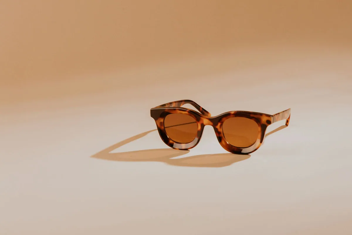 Tortoiseshell Sunglasses, picture 3